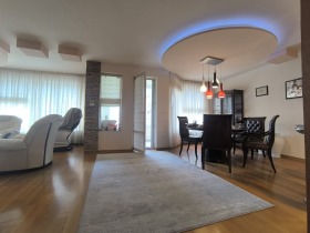 2 soveværelser Lazur, Burgas 1