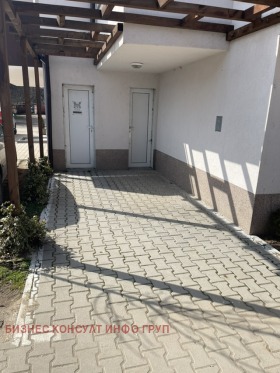 ГАРАЖ, ПАРКОМЯСТО, 15 m2