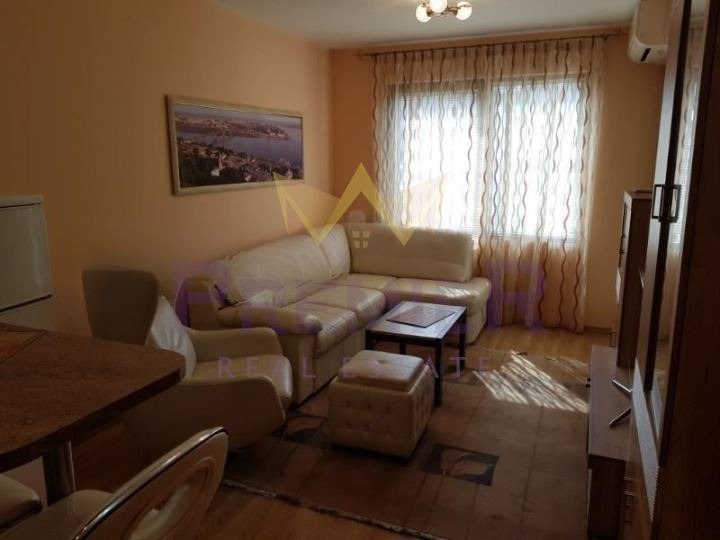 De inchiriat  1 dormitor Varna , Țentâr , 60 mp | 82843963 - imagine [3]