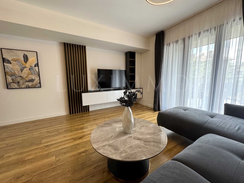 Te huur  2 slaapkamers Plovdiv , Tsentar , 110 m² | 35651645 - afbeelding [3]