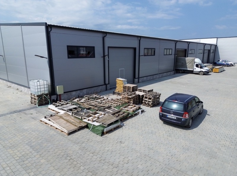A louer  Bâtiment industriel Plovdiv , Indoustrialna zona - Yug , 1250 m² | 75679319