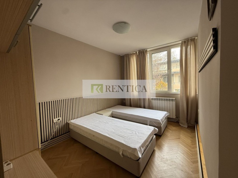 Дава под наем 3-СТАЕН, гр. Варна, Център, снимка 12 - Апартаменти - 52481854