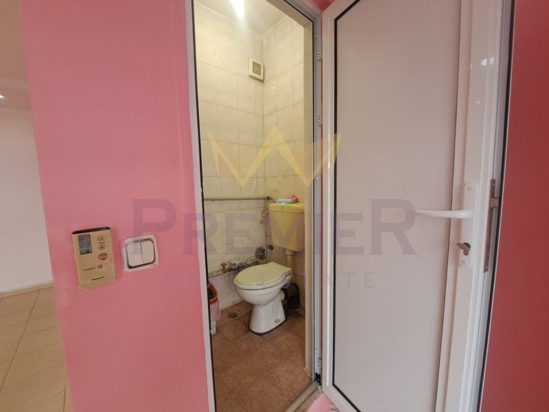 Дава под наем МАГАЗИН, гр. Варна, Колхозен пазар, снимка 5 - Магазини - 53415581