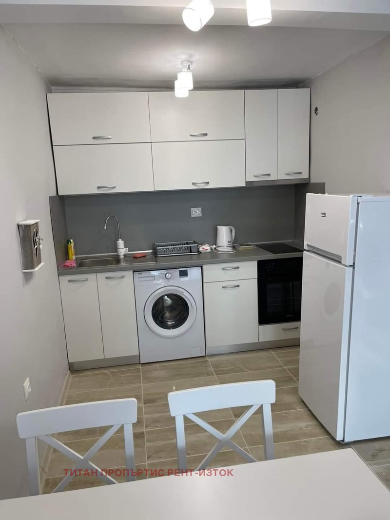 Til leje  1 soveværelse Burgas , Lazur , 55 kvm | 44540387 - billede [3]