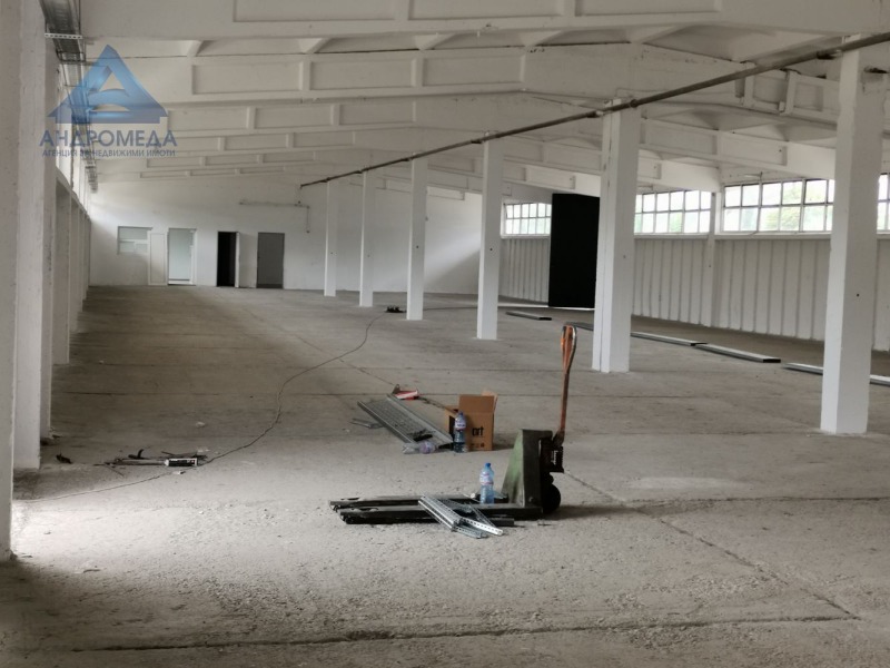 Do wynajęcia  Składowanie Plewen , Industrialna zona - Zapad , 832 mkw | 61060097 - obraz [3]