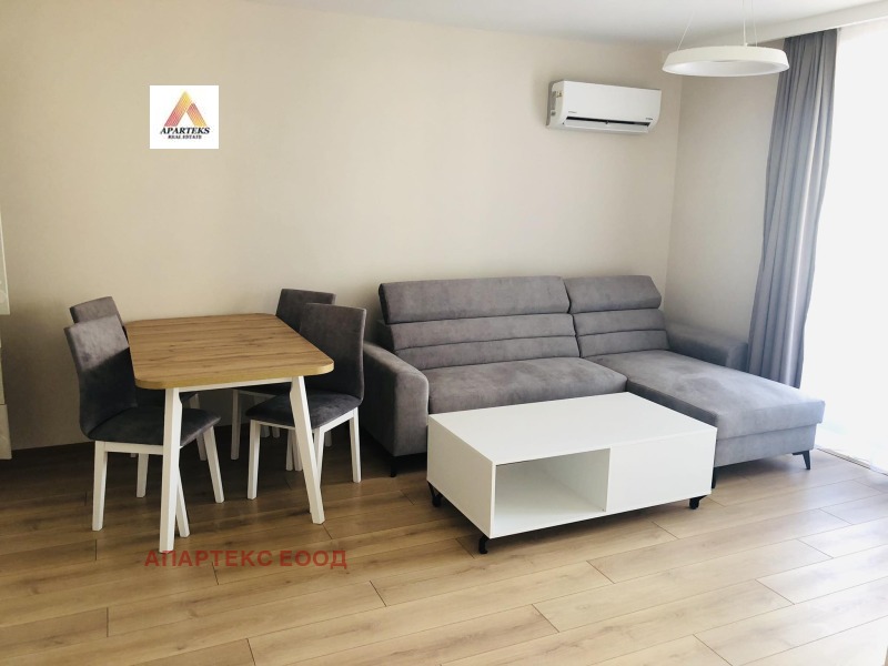 A louer  1 chambre Plovdiv , Hristo Smirnenski , 76 m² | 25588116