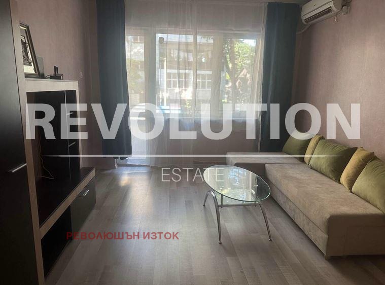 A louer  2 chambres Varna , Asparouhovo , 60 m² | 82765038