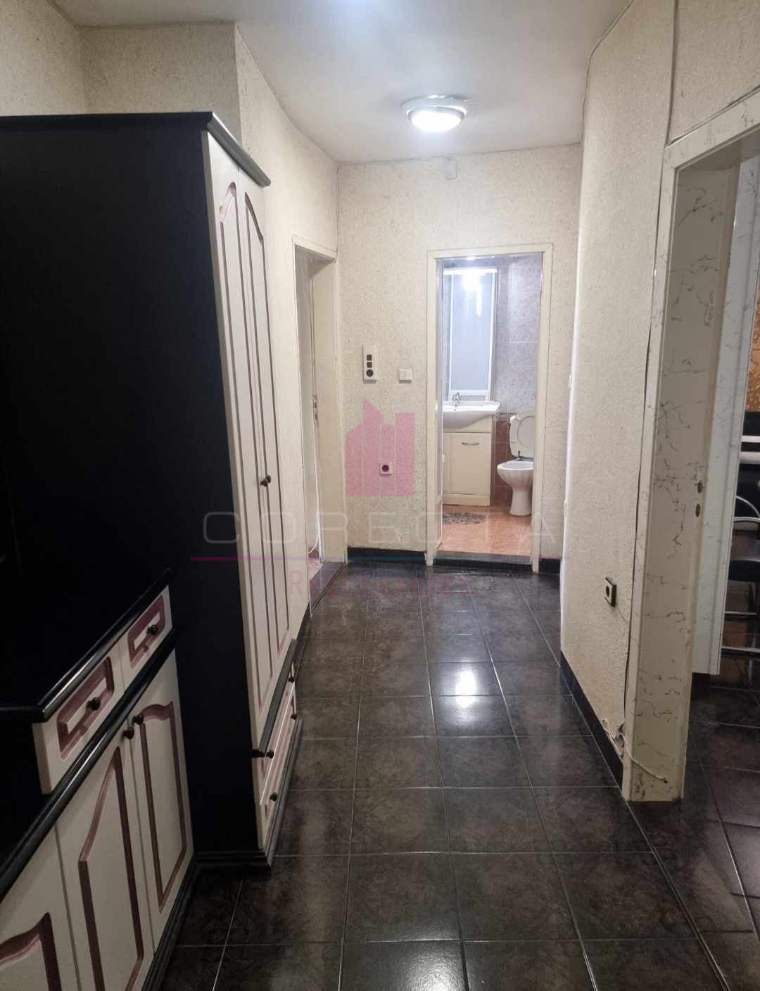 Дава под наем 2-СТАЕН, гр. Русе, Ялта, снимка 10 - Апартаменти - 56266565