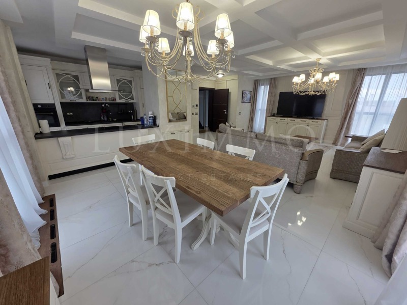 Дава под Наем 4-СТАЕН в град София, Павлово - 178 кв.м / 2 500 € » 4 889.58 лв., ЛУКСИММО