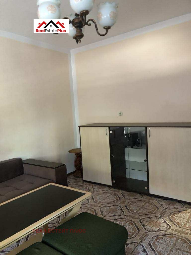 Дава под наем  3-стаен град Плевен , Идеален център , 96 кв.м | 77539497 - изображение [2]