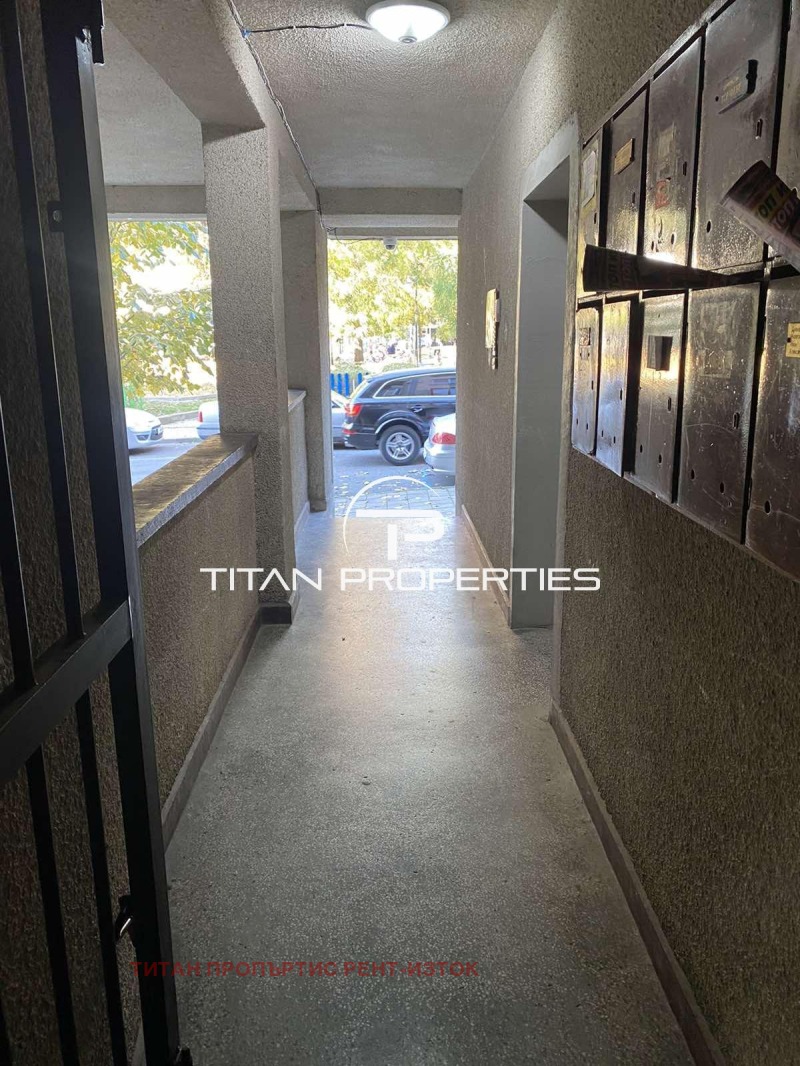 For Rent  Office Burgas , Vazrazhdane , 56 sq.m | 32310600