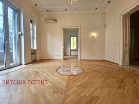 ОФИС, 200 m2