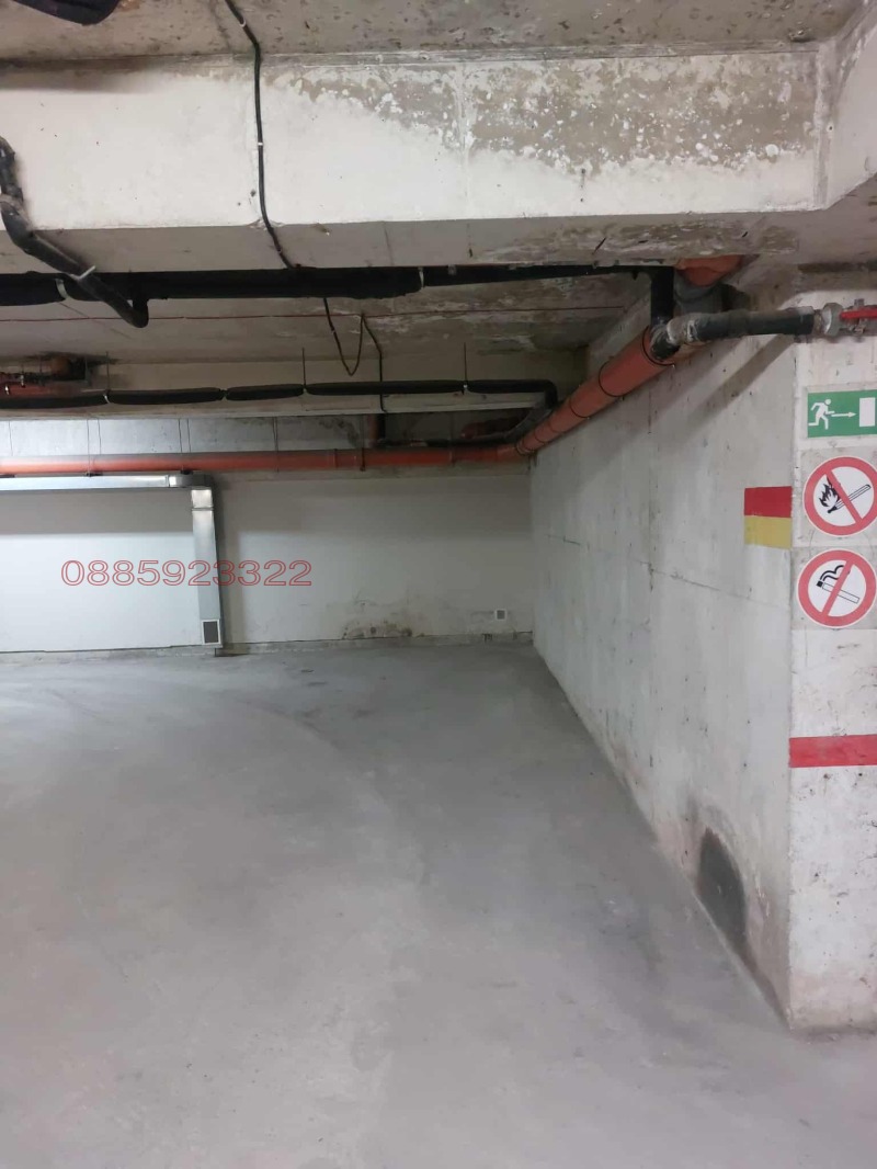 Дава под наем ГАРАЖ, ПАРКОМЯСТО, гр. Варна, Гръцка махала, снимка 3 - Гаражи и паркоместа - 52782047