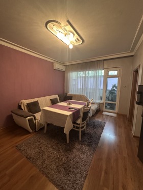1 chambre Vastanitcheski, Plovdiv