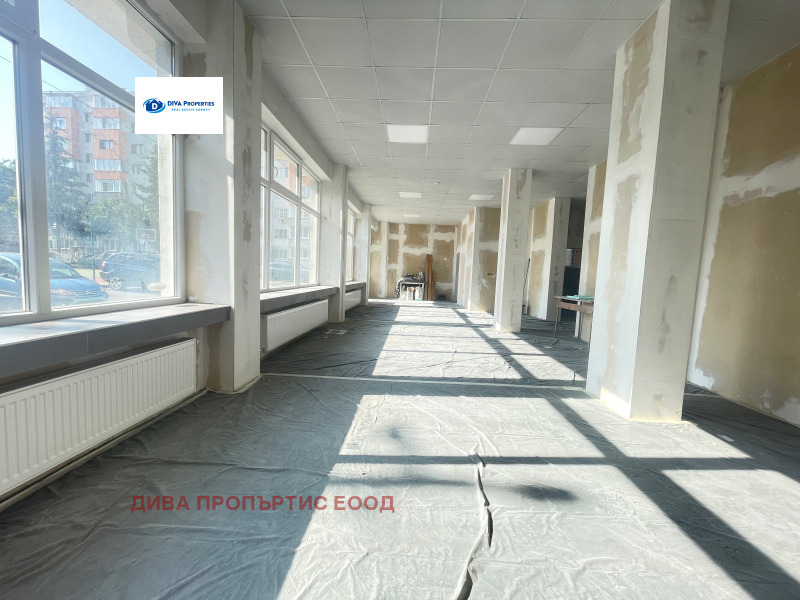 For Rent  Shop region Sofia , Samokov , 111 sq.m | 30814860