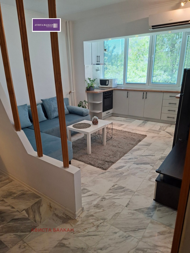 Дава под нем  1-стаен, град София, Младост 3 •  450 EUR • ID 13649077 — holmes.bg - [1] 