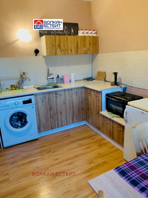 A louer  1 chambre Veliko Tarnovo , Tsentar , 50 m² | 70692495