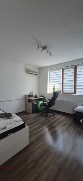 ���� ��� ���� 3-����� | Imot.bg � ����� ������ 9
