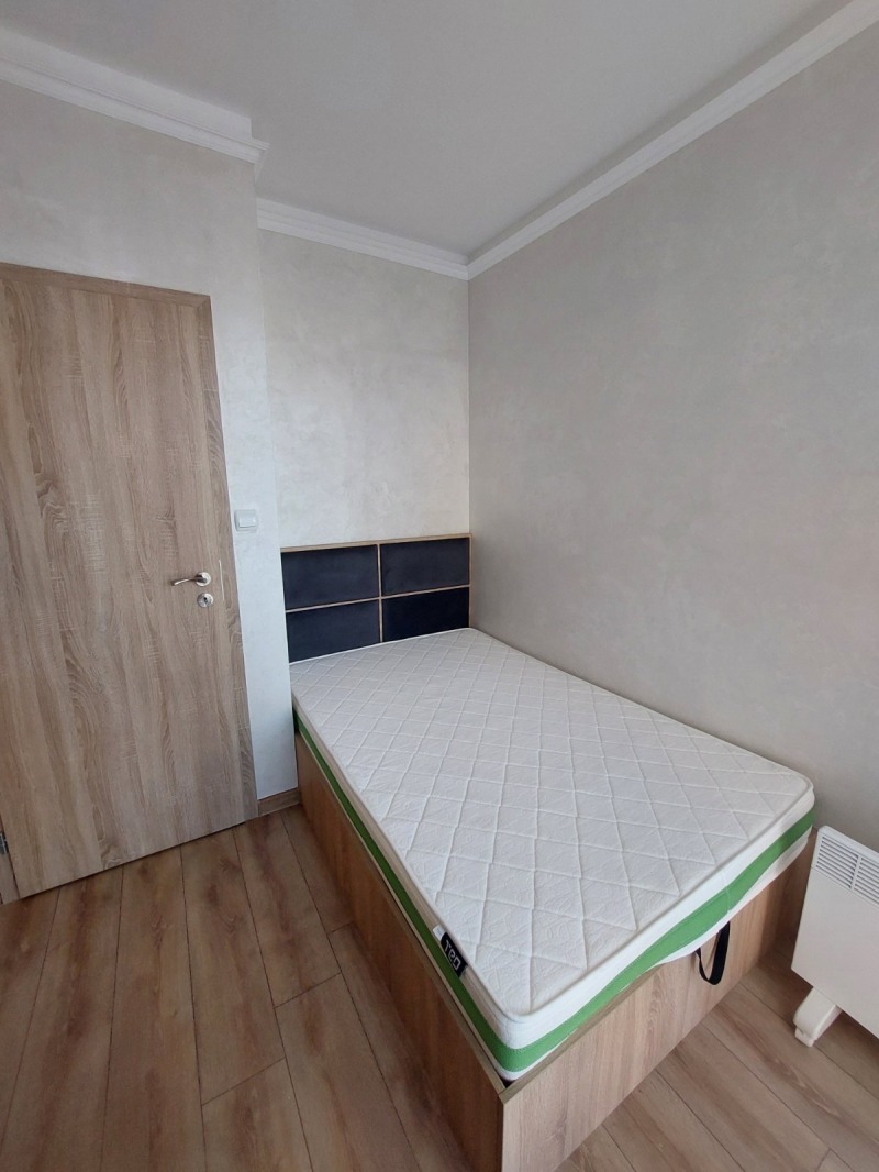 Дава под наем  3-стаен град Шумен , Пазара , 82 кв.м | 30090818 - изображение [8]