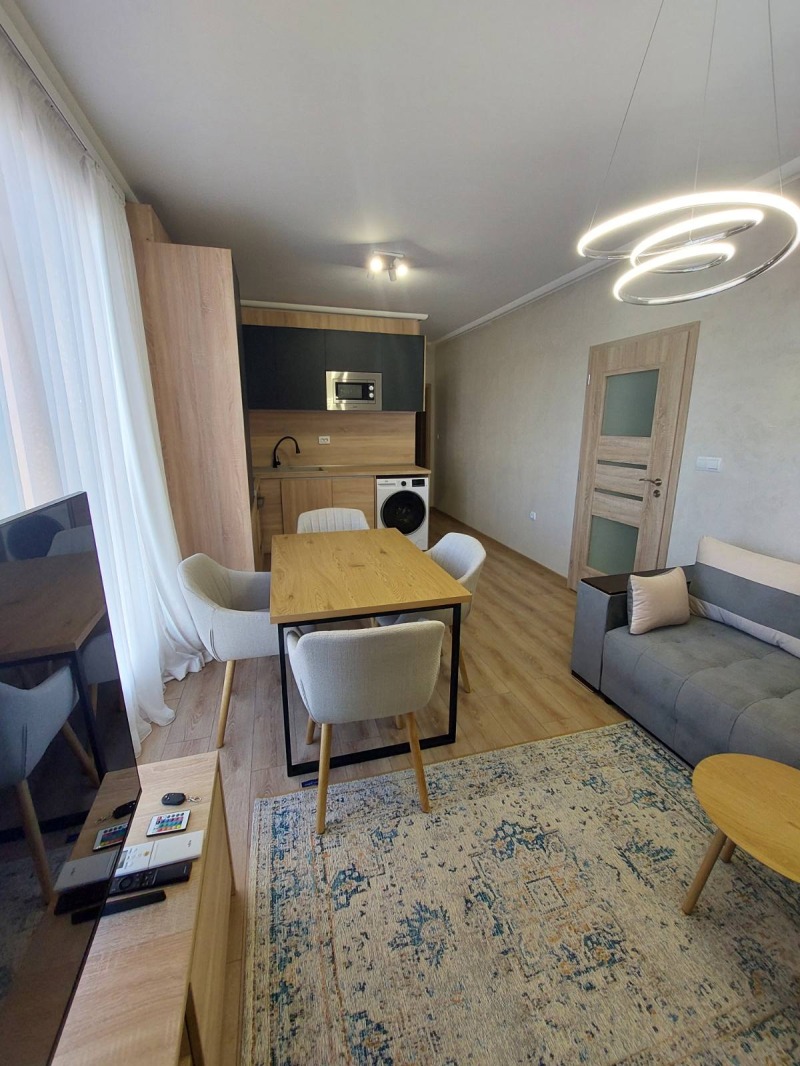 Дава под наем  3-стаен град Шумен , Пазара , 82 кв.м | 30090818 - изображение [3]