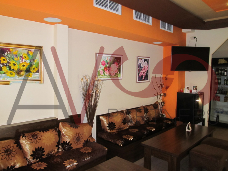 Te huur  Bar; Koffiebar Sofia , Tsentar , 54 m² | 39996148