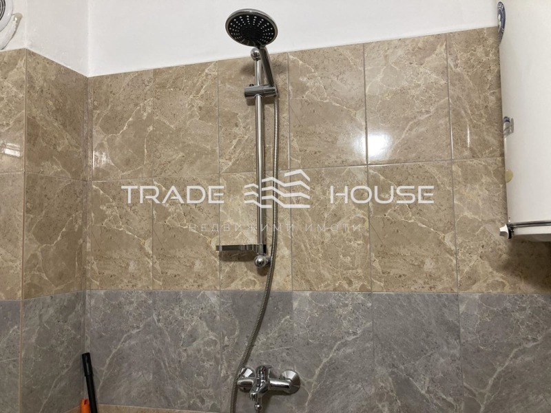 Te huur  1 slaapkamer Plovdiv , Mladezjki Chalm , 65 m² | 34271673 - afbeelding [14]