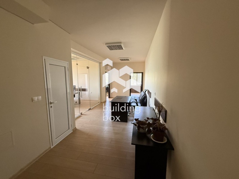 Дава под наем  Офис град Пловдив , Индустриална зона - Север , 118 кв.м | 51501678 - изображение [8]