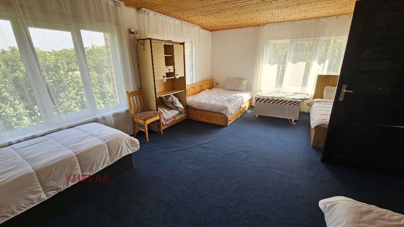 Te huur  Huis regio Pernik , Staro selo , 380 m² | 54060611 - afbeelding [9]