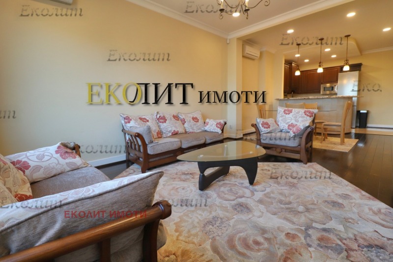 K pronájmu  2 ložnice Sofia , Doktorski pametnik , 110 m2 | 38956106
