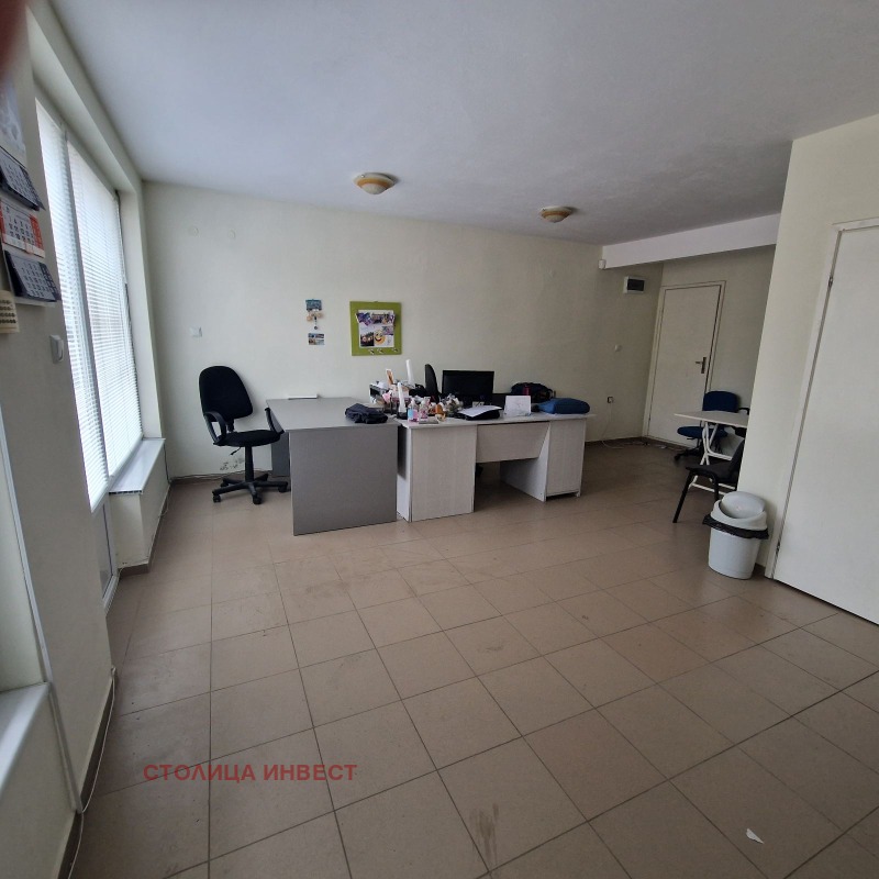 Дава под Наем ОФИС в град Русе, Център - 56 кв.м / 280 € » 547.63 лв., СТОЛИЦА ИНВЕСТ