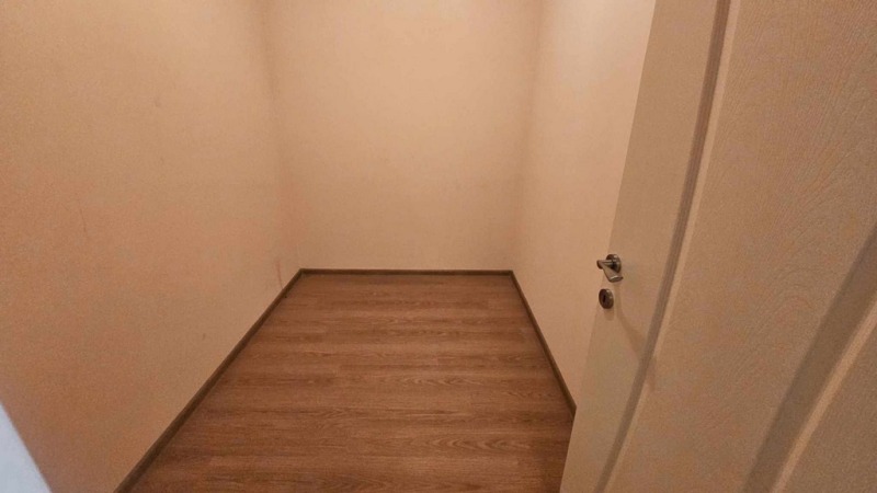 Zu vermieten  1 Schlafzimmer Kardschali , Wazroschdenzi , 80 qm | 59267971 - Bild [8]