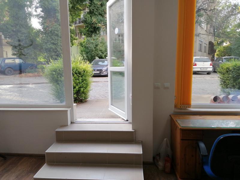 Дава под наем ОФИС, гр. Пловдив, Център, снимка 2 - Офиси - 53265364