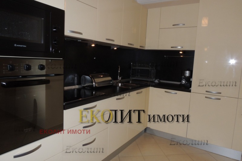 Дава под наем  3-стаен град София , Лозенец , 135 кв.м | 66860374 - изображение [2]