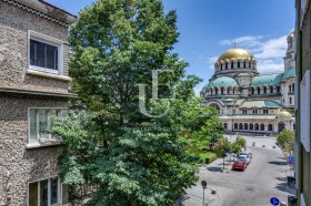 2 bedroom Tsentar, Sofia
