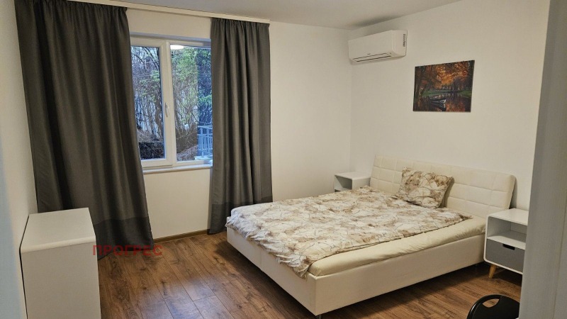 Til leje  1 soveværelse Plovdiv , Tsentar , 65 kvm | 37375164 - billede [8]