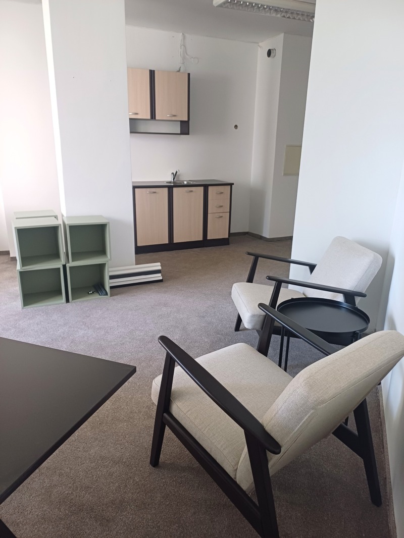 Do wynajęcia  Biuro Sofia , Manastirski liwadi , 77 mkw | 80019271 - obraz [9]