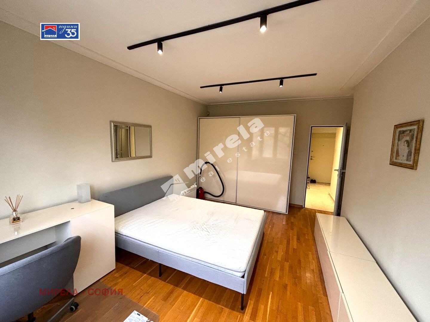 Дава под наем 3-СТАЕН, гр. София, Център, снимка 3 - Апартаменти - 54188401