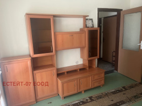 De inchiriat 1 dormitor