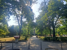 2 soveværelser Doktorski pametnik, Sofia
