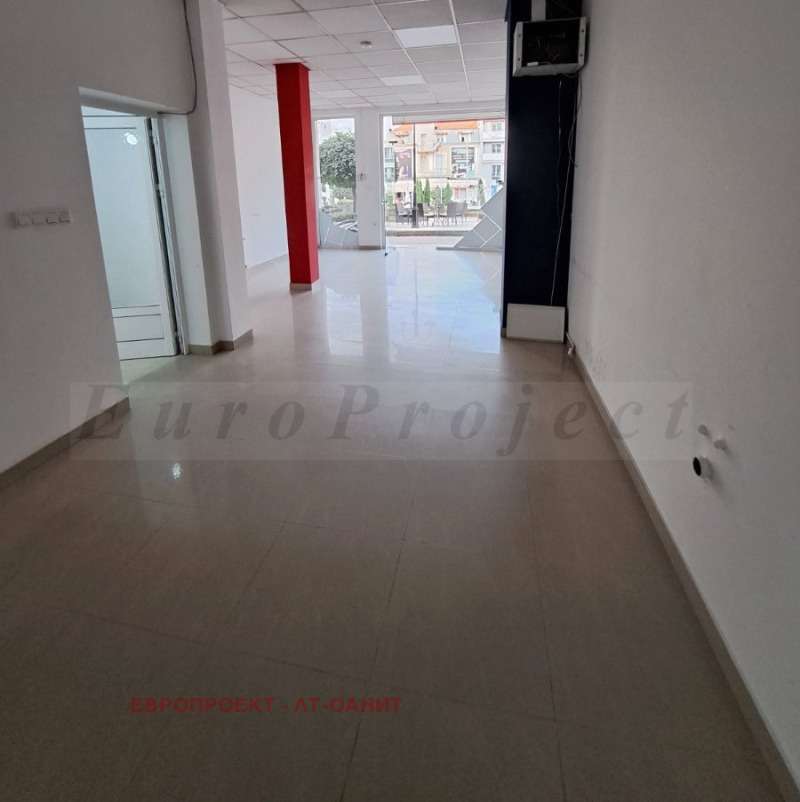 Дава под наем МАГАЗИН, гр. Петрич, област Благоевград, снимка 5 - Магазини - 52280318