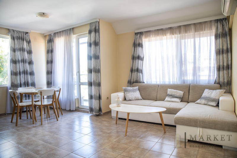 Te huur  1 slaapkamer Plovdiv , Tsentar , 65 m² | 29675628