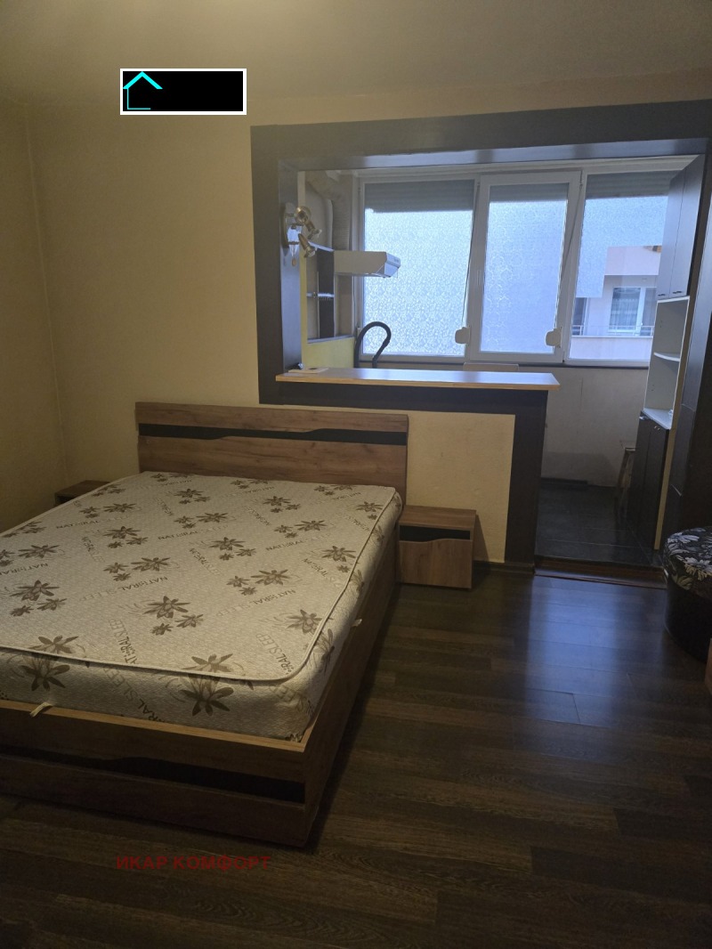 Издаје се  Студио Русе , Вазраждане , 40 м2 | 20015851 - слика [10]