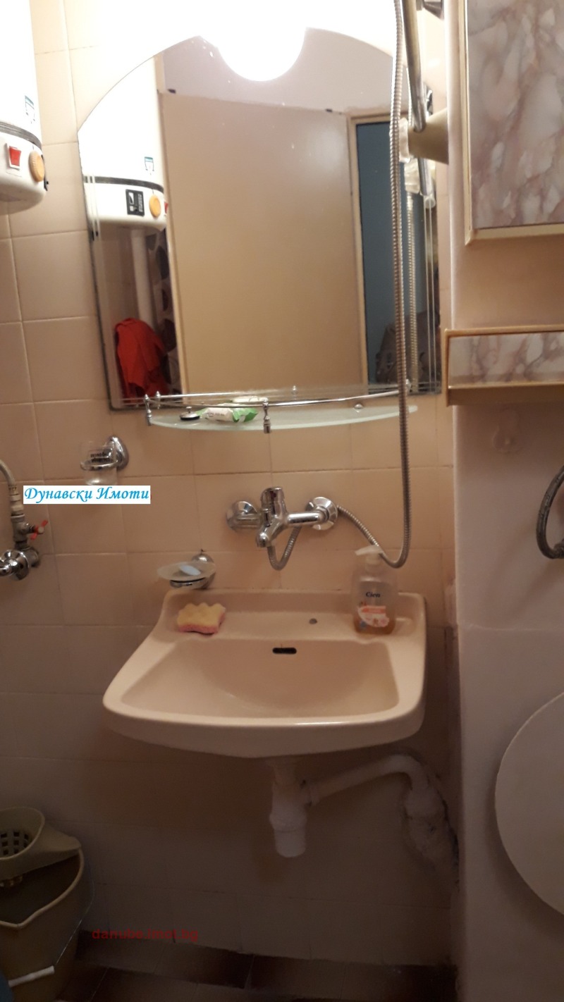 Дава под наем 2-СТАЕН, гр. Русе, Възраждане, снимка 11 - Апартаменти - 53437227