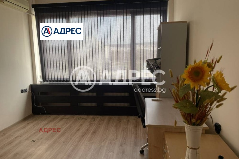 A louer  Bureau Varna , Metro , 380 m² | 37774853 - image [10]