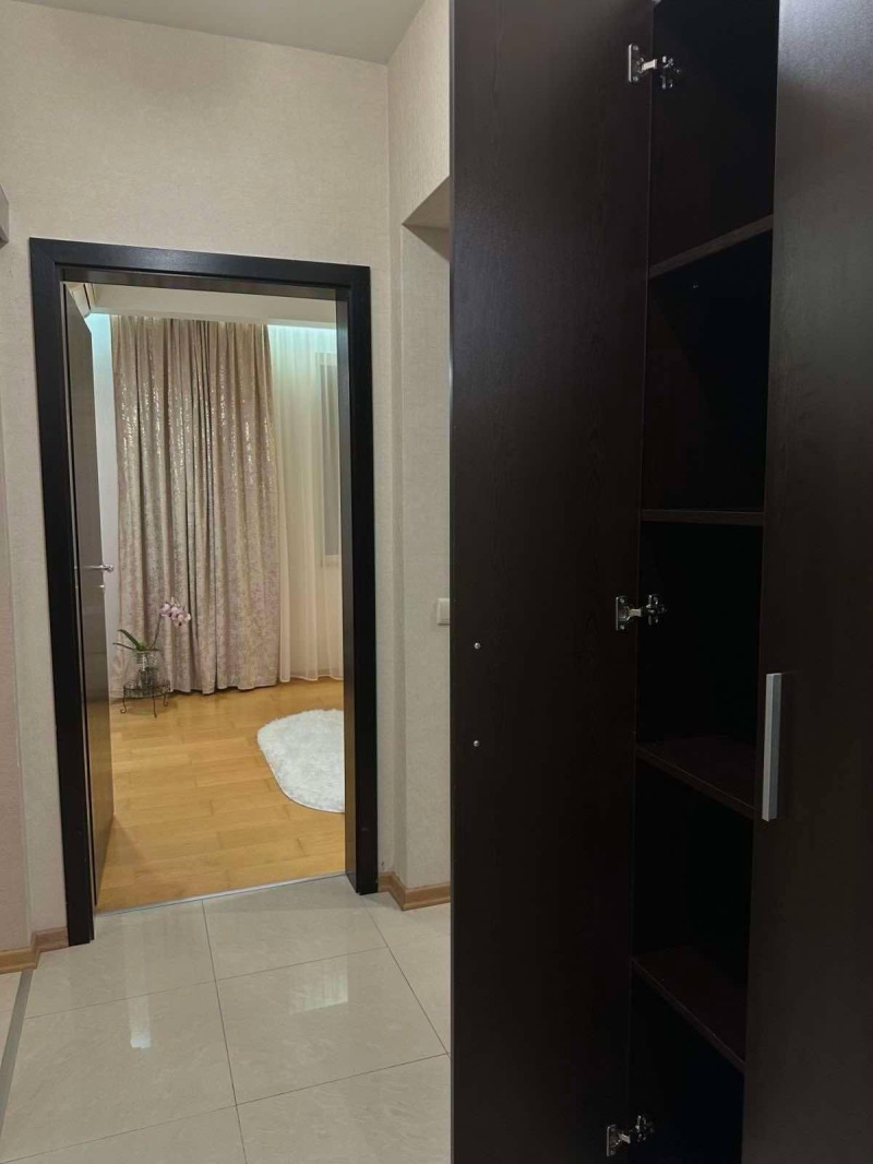 Издаје се  1 спаваћа соба Софија , Лозенец , 65 м2 | 14580389 - слика [14]