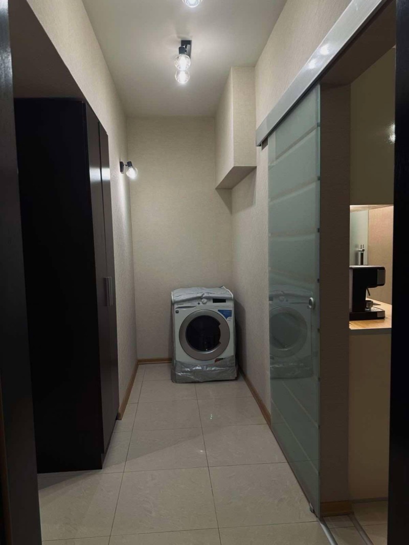 Издаје се  1 спаваћа соба Софија , Лозенец , 65 м2 | 14580389 - слика [13]