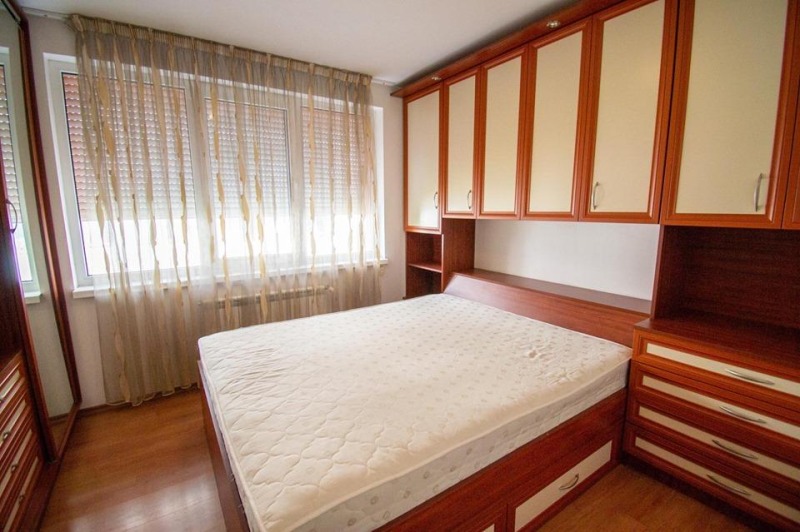 Издаје се  1 спаваћа соба Софија , Студентски град , 60 м2 | 88999075 - слика [6]