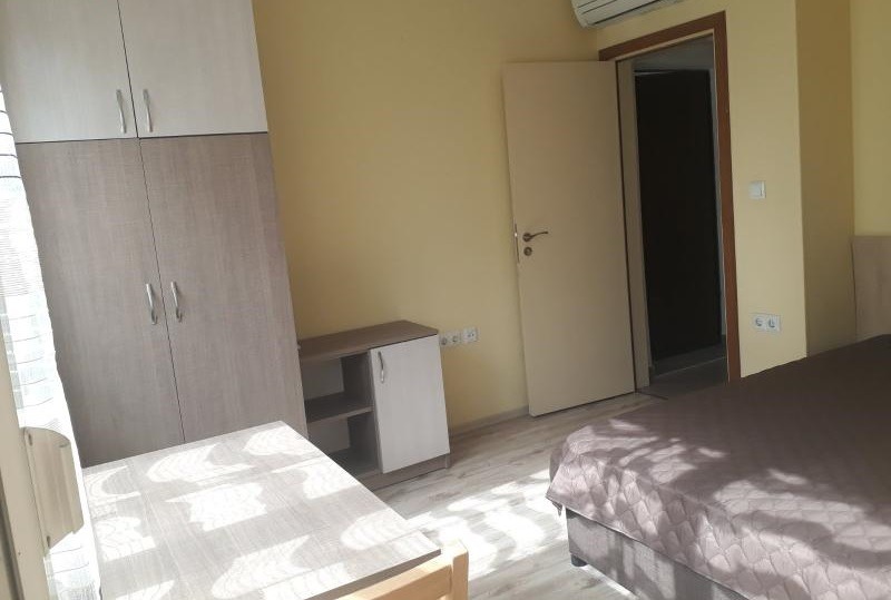 En renta  2 dormitorios Sofia , Zona B-18 , 72 metros cuadrados | 91782226