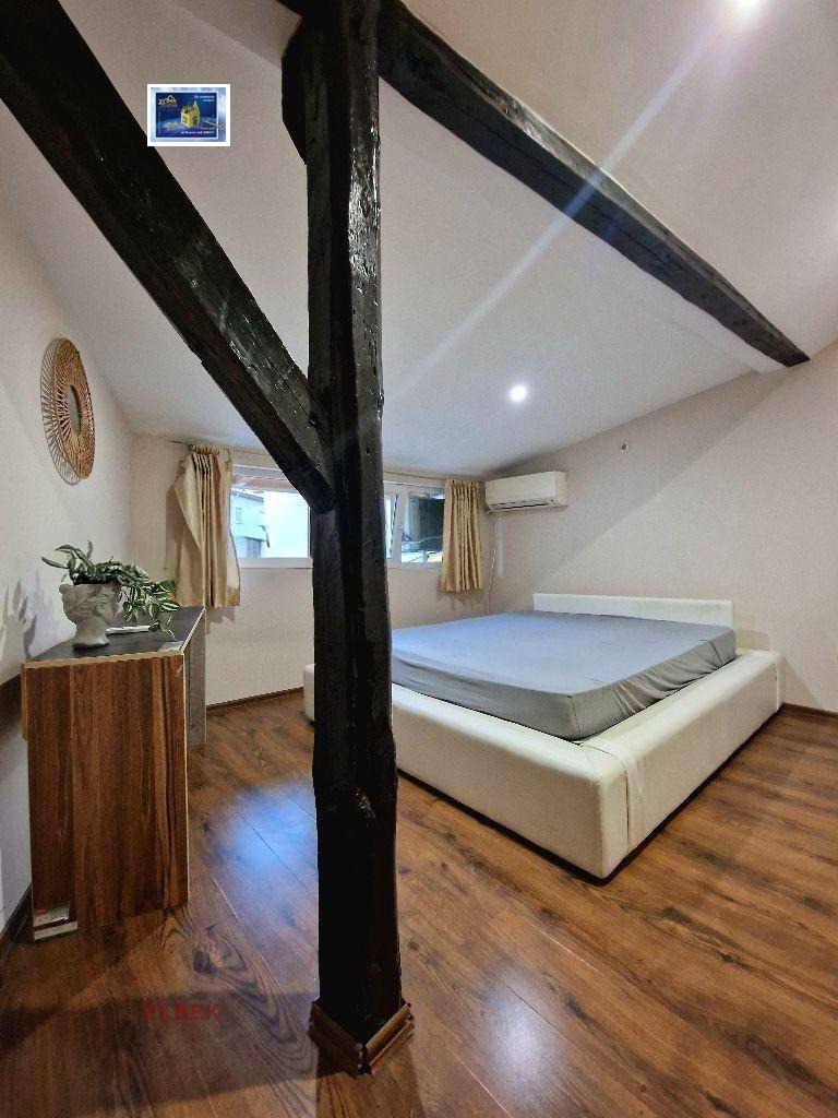 En renta  2 dormitorios Plovdiv , Tsentar , 100 metros cuadrados | 68091382 - imagen [4]