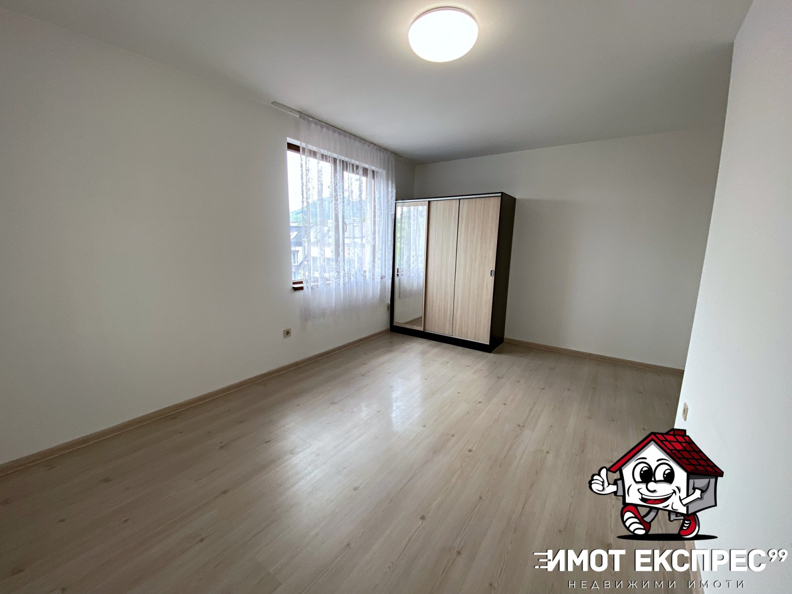 ���� ��� ���� 3-����� | Imot.bg � ����������� 12